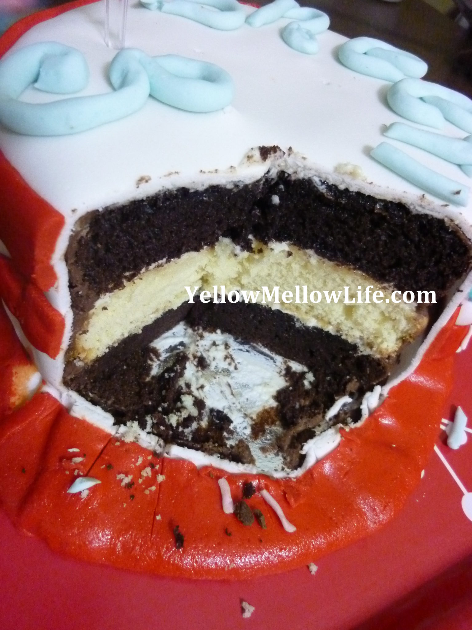 Cat In The Hat Sheet Cake